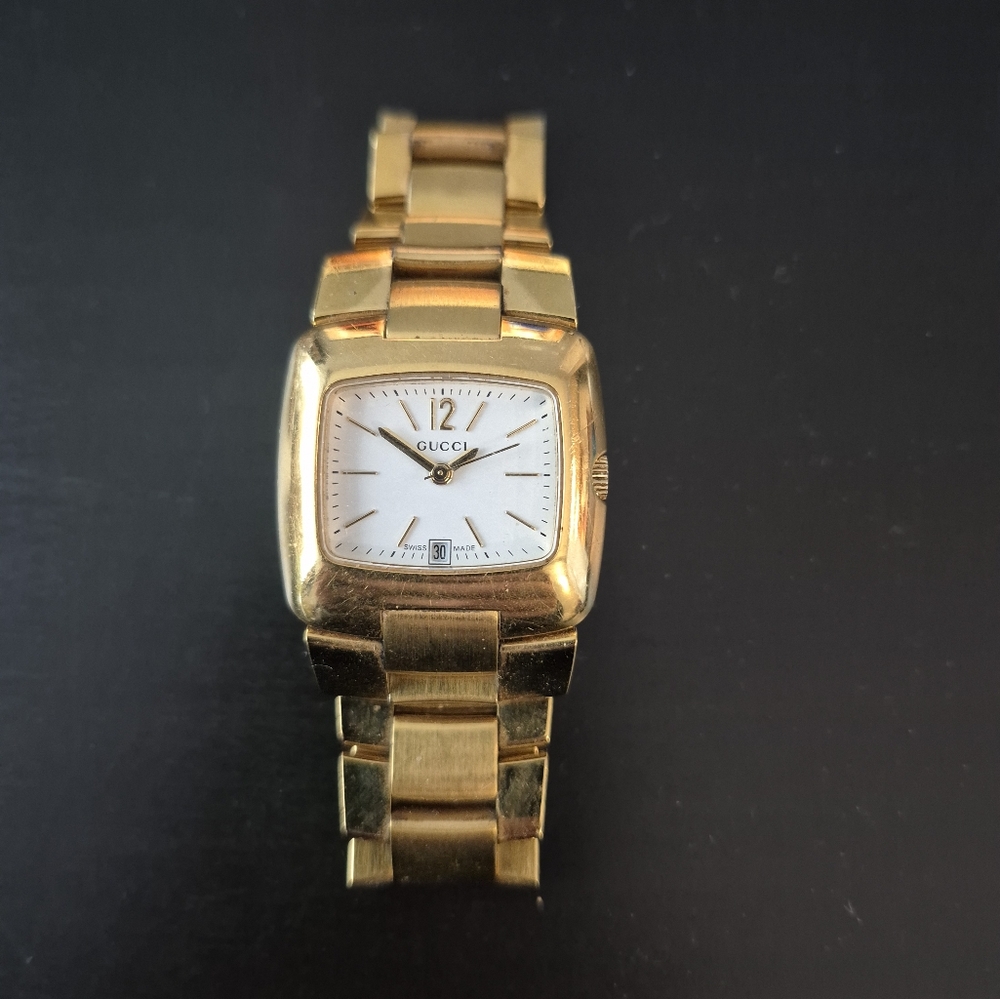 Vintage Gucci Watch - stainless steel gold plated